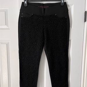 NWOT LIVERPOOL JEAN CO. Sienna pull on legging, rich black, size 12/31